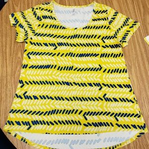 LulaRoe Classic Tee XL